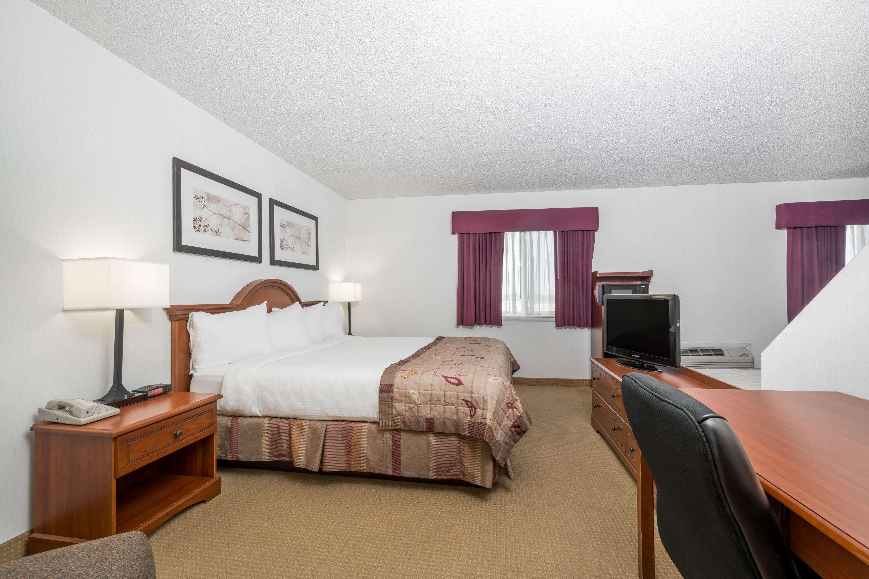 เบย์มอนต์ บาย วินด์แฮม มาร์ชฟิลด์ Hotel Marshfield ภายนอก รูปภาพ