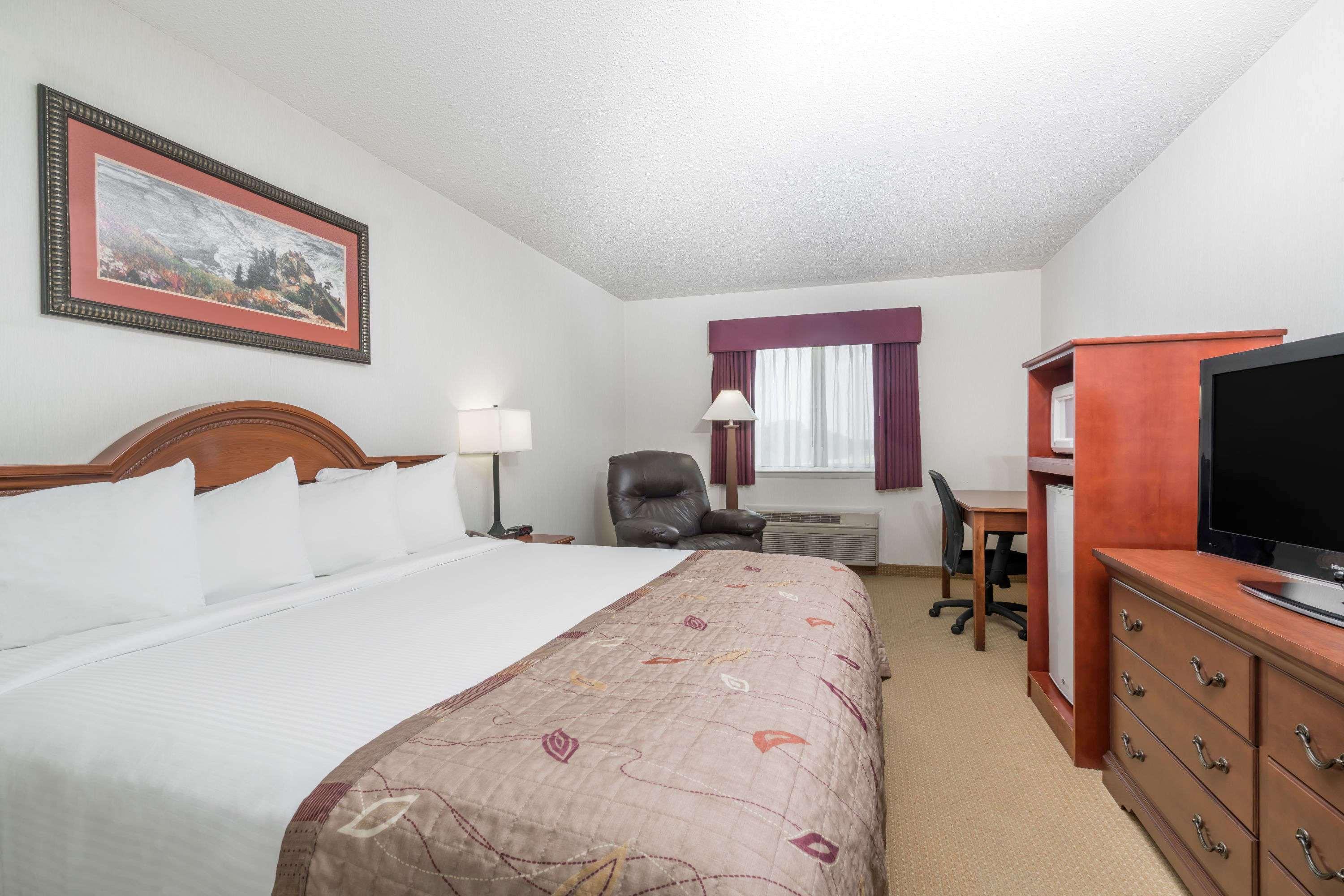 เบย์มอนต์ บาย วินด์แฮม มาร์ชฟิลด์ Hotel Marshfield ภายนอก รูปภาพ