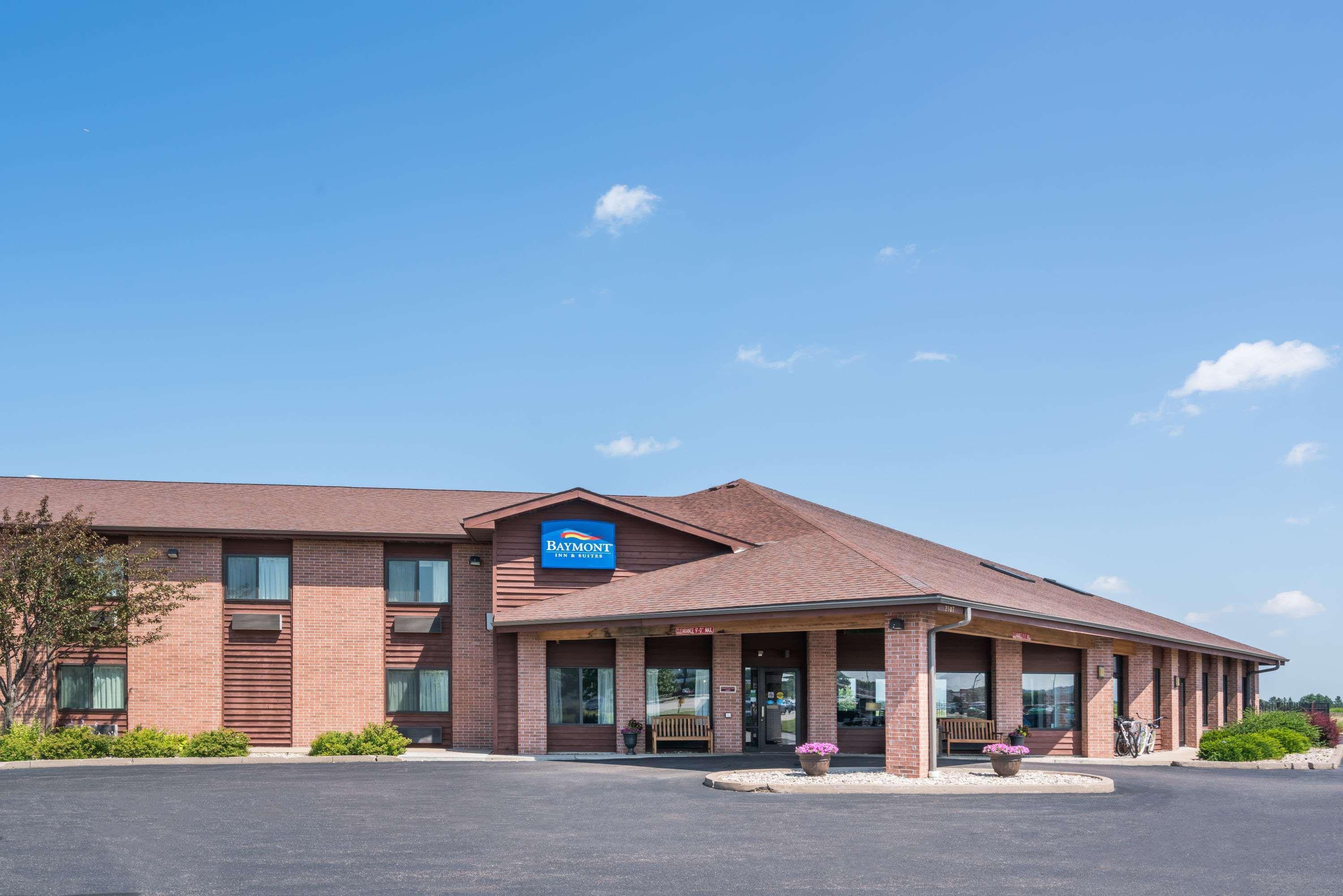 เบย์มอนต์ บาย วินด์แฮม มาร์ชฟิลด์ Hotel Marshfield ภายนอก รูปภาพ